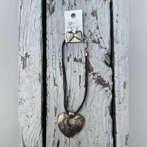 Chunky Heart Necklace Set
